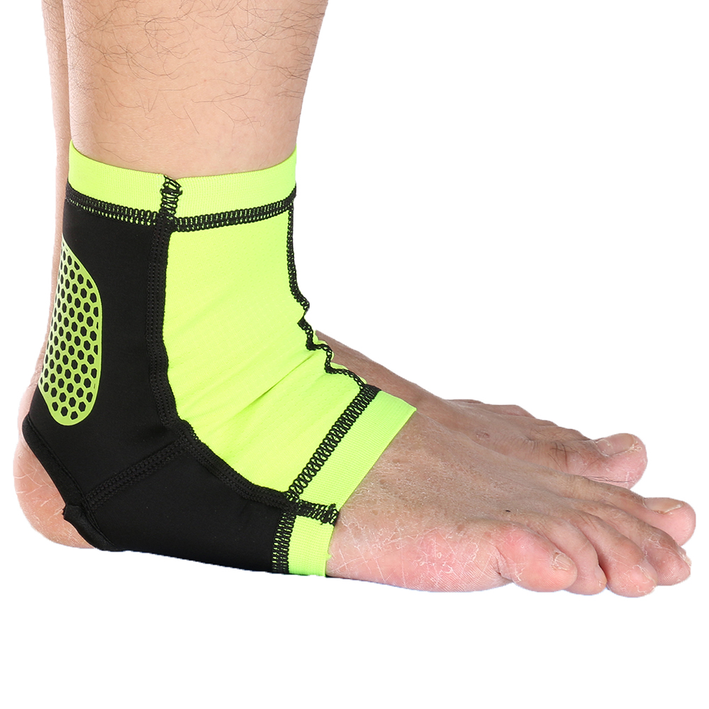 Ultralight Breathable Adjustable Sports ElasticNeoprene Ankle Support Sports Safety Gym Badminton Basketball Brace