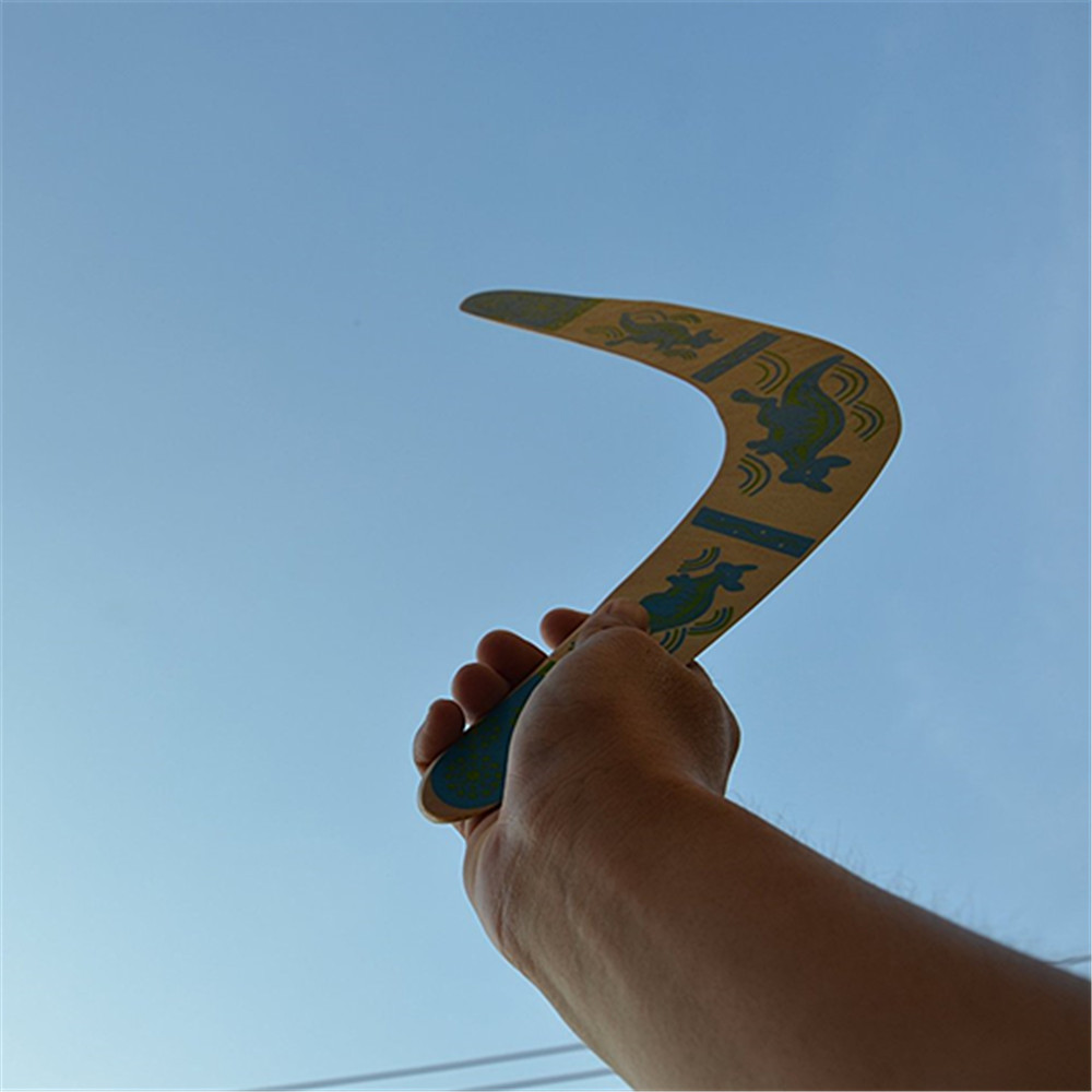 Handmade Boomerang Australian Style Maneuver Dart Outdoor Sports Wood Equipment